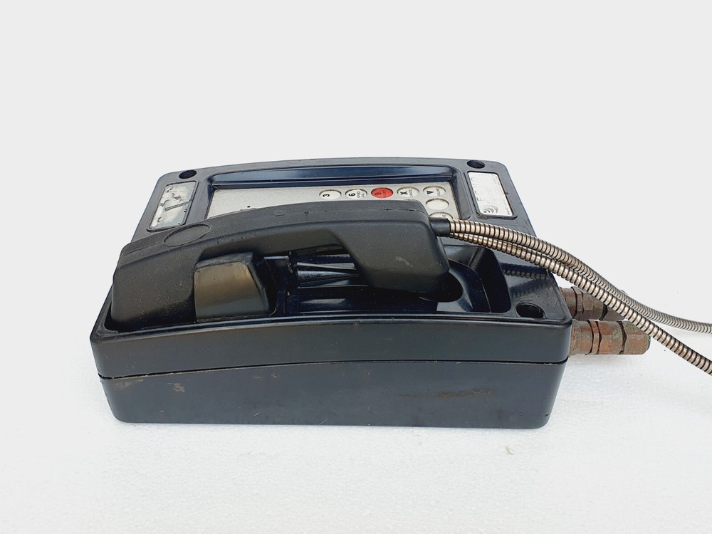 ECHO EZ1-HND-S Digital Zone 1 Intercom Station, NEEDS CABLE REPLACEMENT