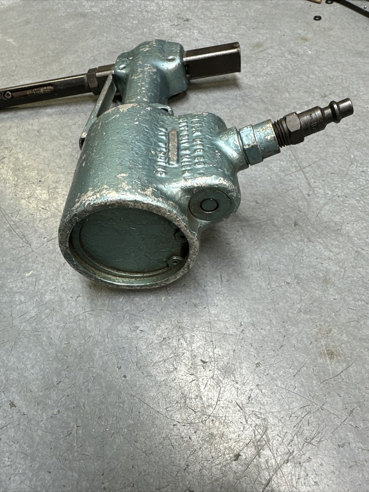 Huck Pneumatic Air Riveter Model 4481
