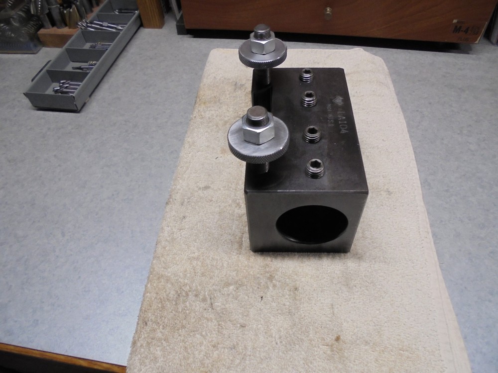 ALORIS EA104 BORING BAR HOLDER 2-1/2 BORE