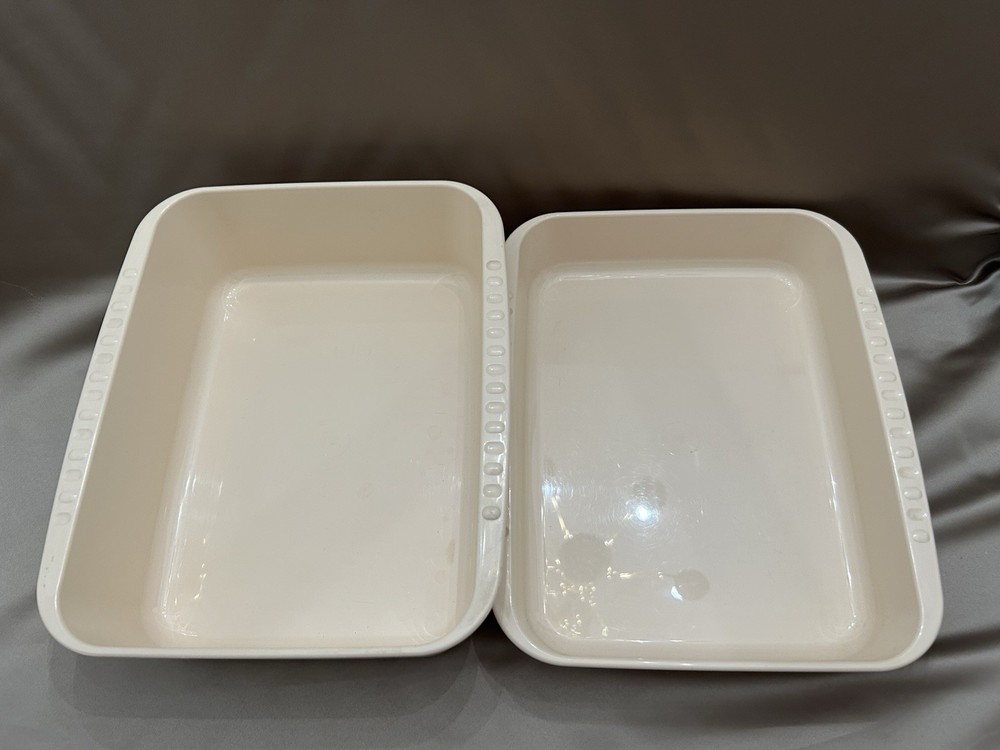 Tupperware Microwave 3 Qt & 5 Qt Rectangle Lasagna Roasting Pans