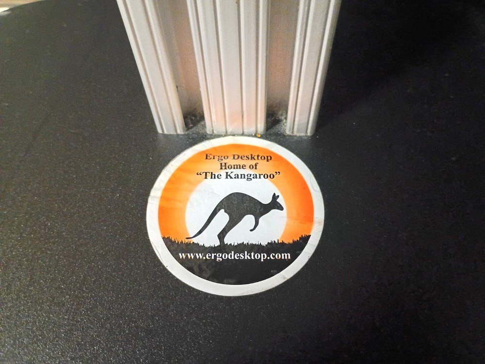 Ergo Kangaroo Desk Top (Damaged) (Incomplete)