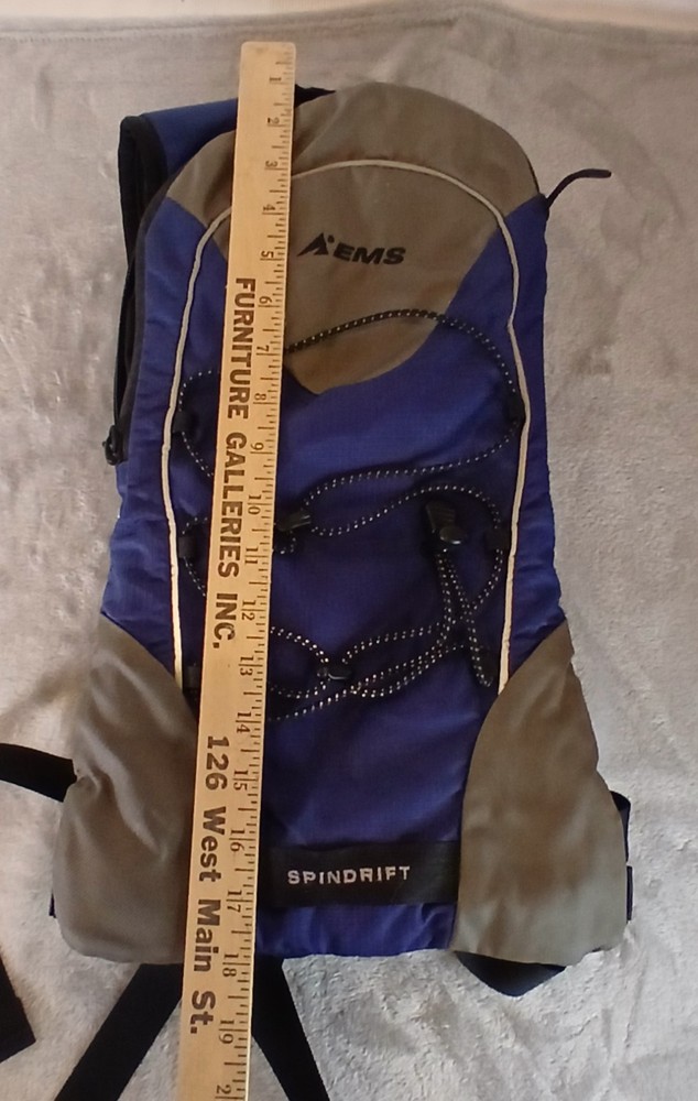 EMS Eastern Mountain Sports Hydration Backpack with 2L Bladder Insulated