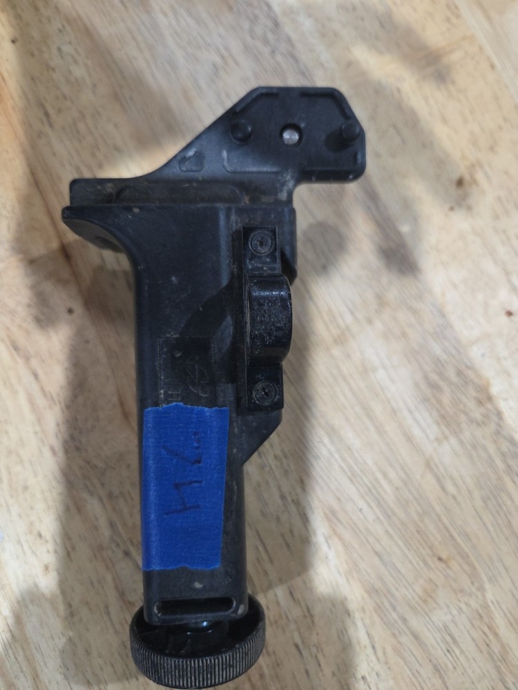 Topcon Holder-110 Rod Bracket 1019505-01