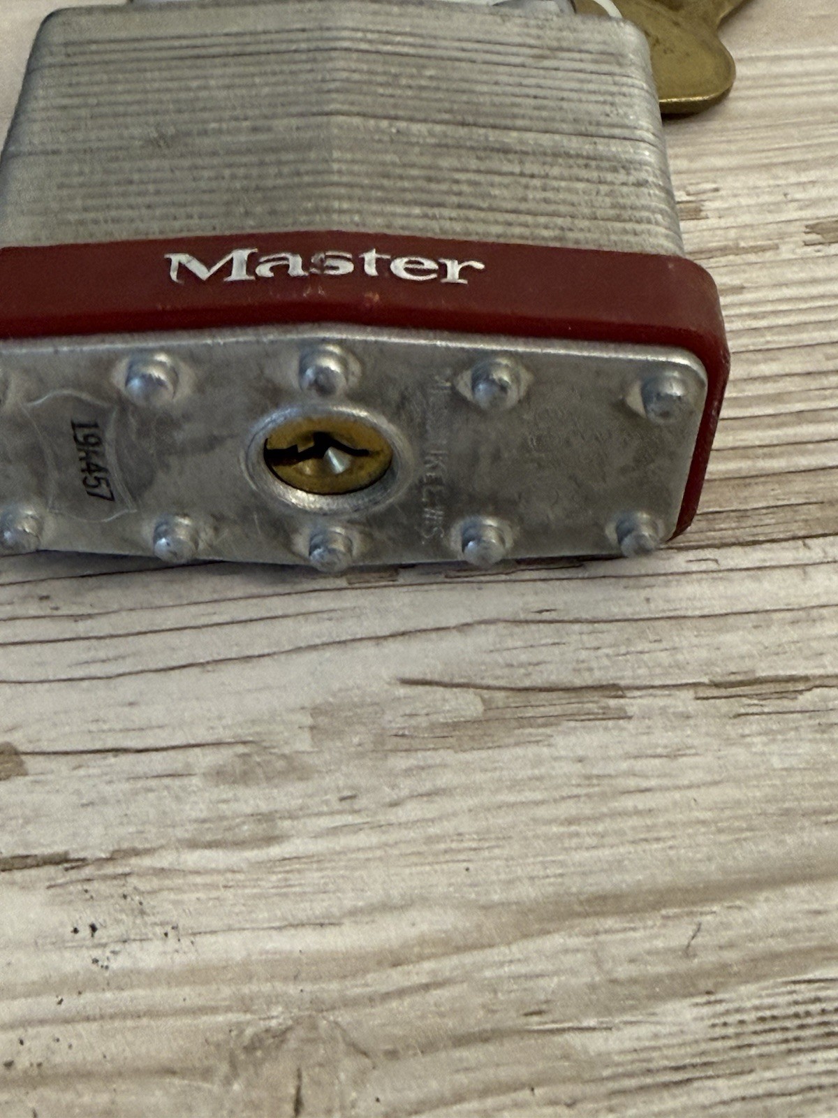 MASTER LOCK #19 Vintage Master lock