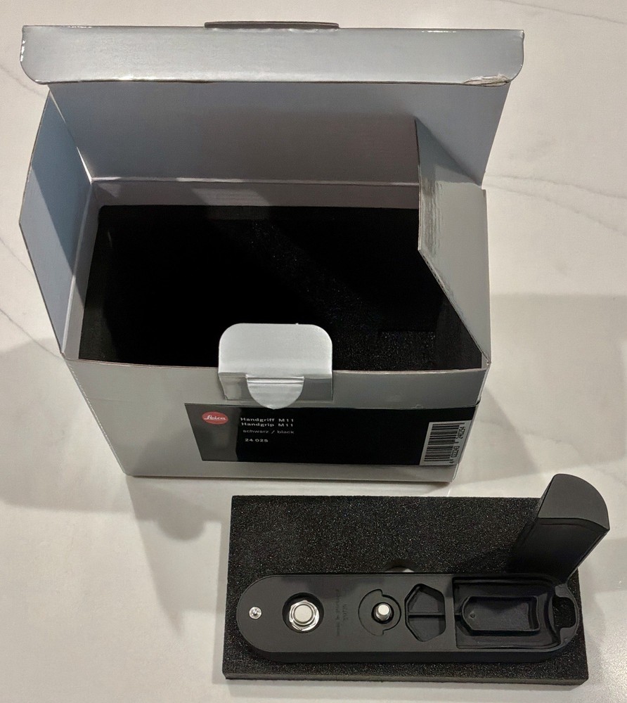 Leica Handgrip M11 #24025 - Boxed - Excellent