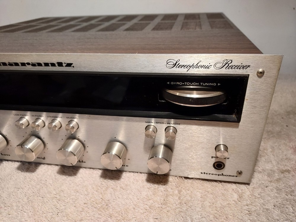 MARANTZ MODEL 2230-- NEAR MINT--