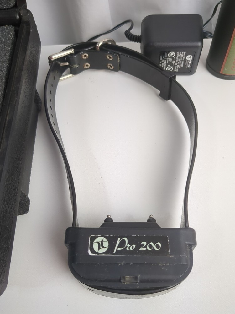 Tri Tronics Pro 200 Series Dog Training System Complete With Storage Case