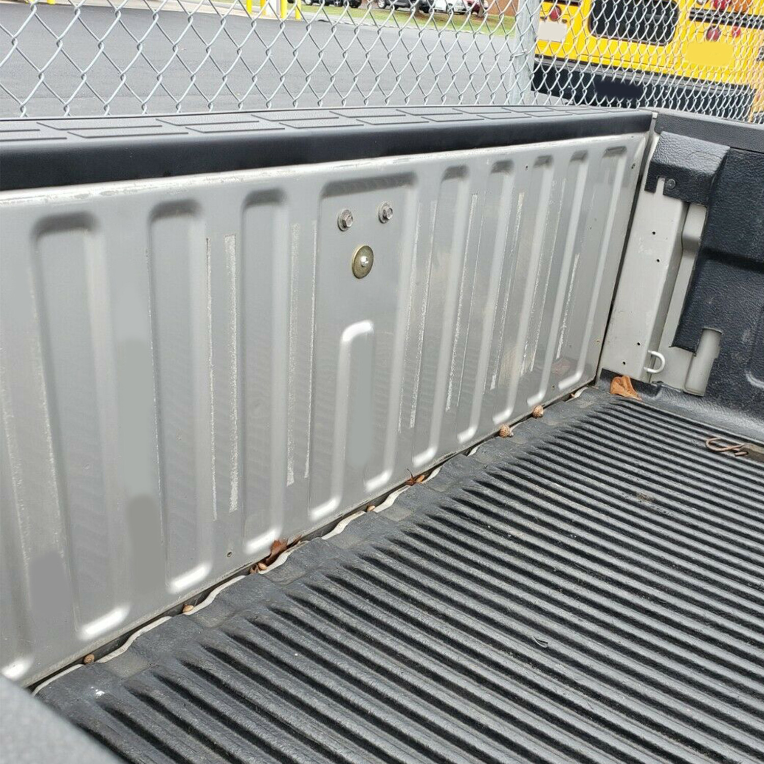 For 99-07 Chevy Silverado GMC Sierra Tailgate Spoiler Cap Molding Top Protector