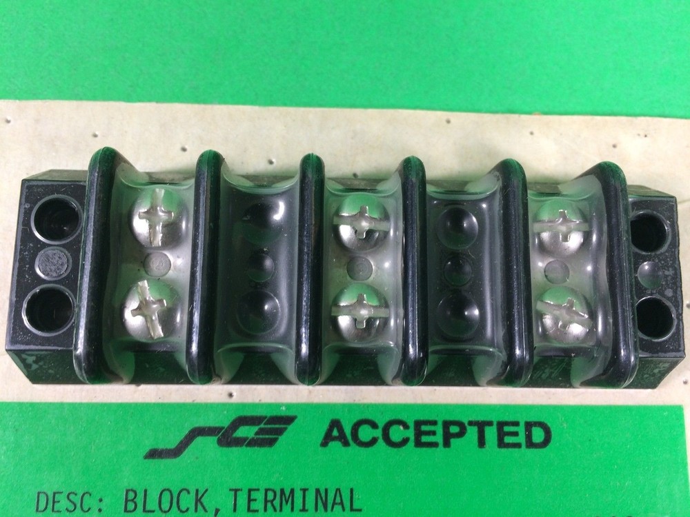 Marathon Terminal Block -- EA5-305 -- New