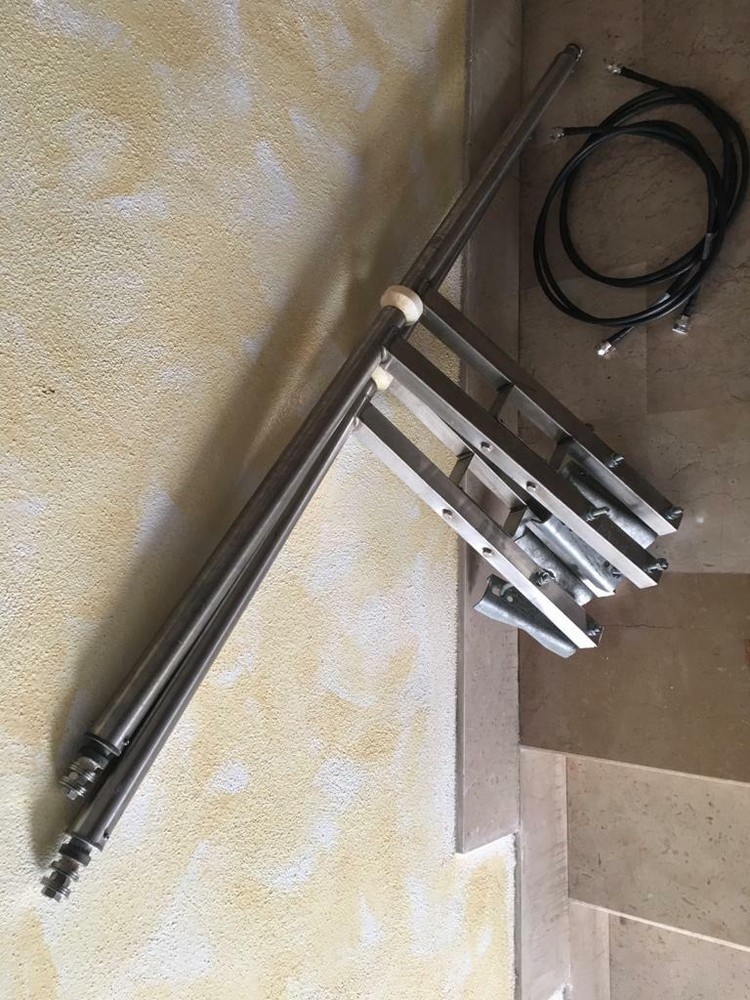 System Broadband FM Transmitting 2 Dipole type Kathrein Stainless Steel - 7db