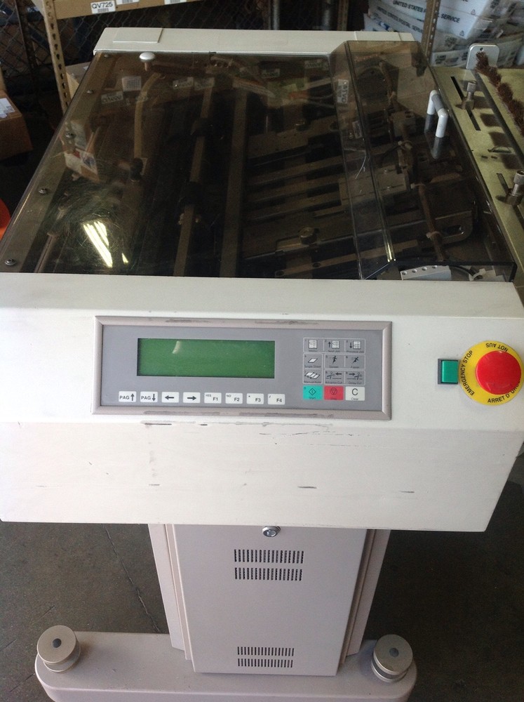 Pitney Bowes Y122 Cutter