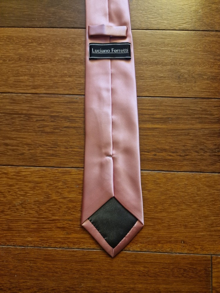 Classic Pink Solid Pattern Tie Imported from Italy