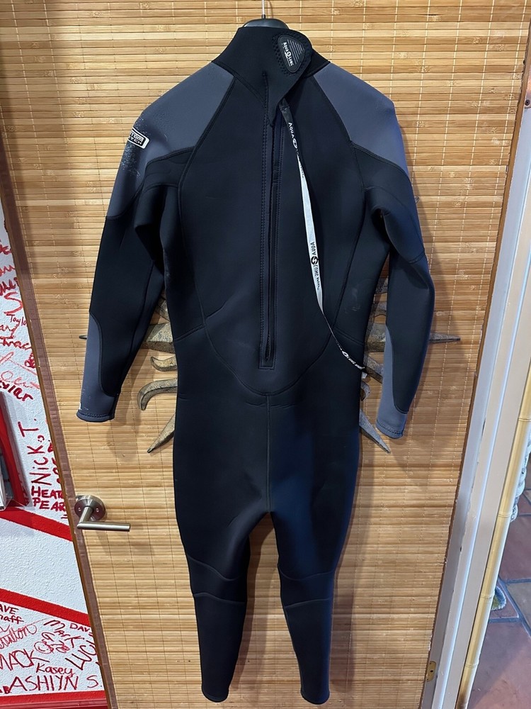 AquaLung Sport 3mm Wetsuit Men's Medium Used