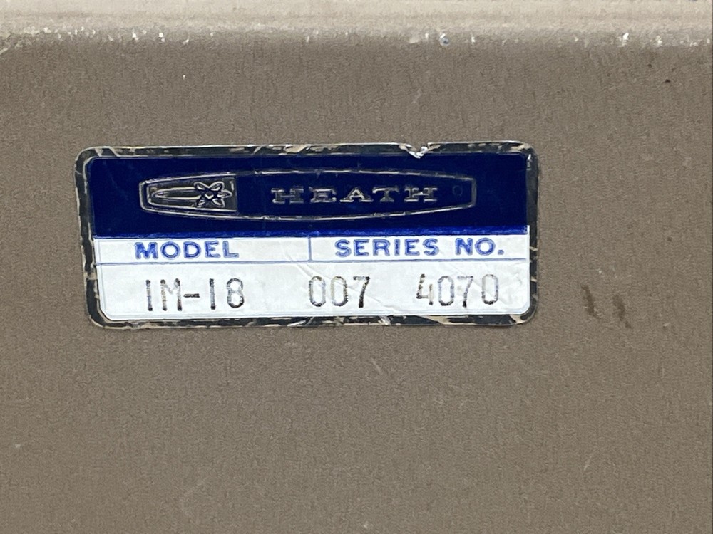 Heathkit VTVM Model IM-18 - Powers On
