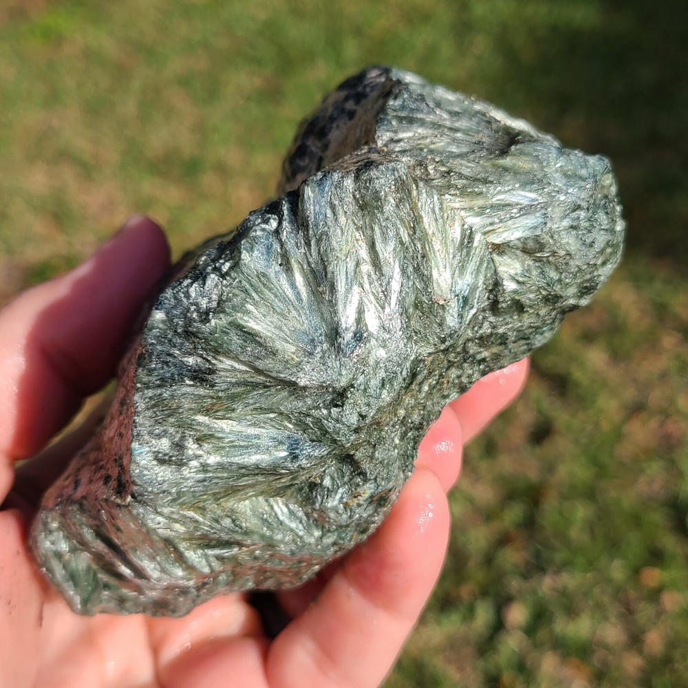 SERAPHINITE LAPIDARY ROUGH 1LB 7.4OZ