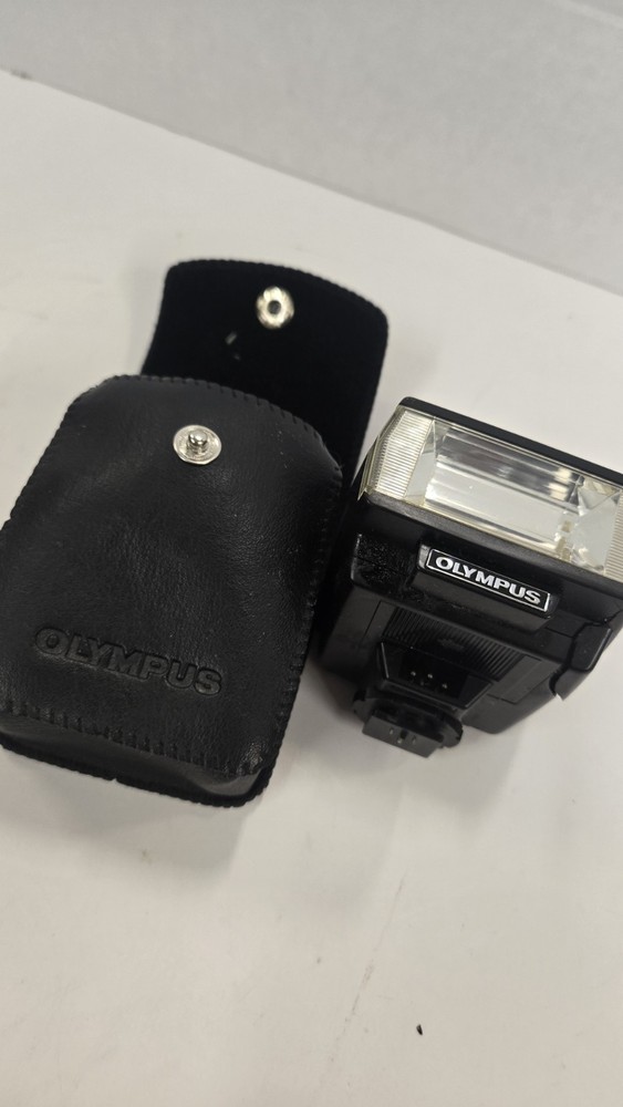 Olympus Electronic Flash T 20  OM Camera Shoe Mount Camera UNTESTED Hair Crack