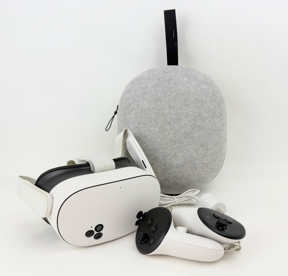 Oculus Quest 3S All-In-One Headset 256GB