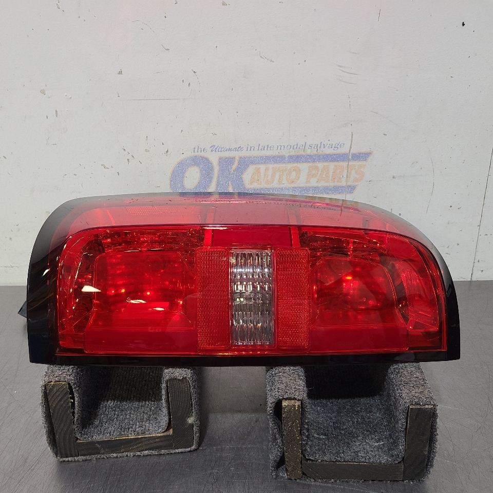 17 CHEVY CORVETTE C7 FRONT VIEW WINDSHIELD MOUNTED CAMERA 23333585