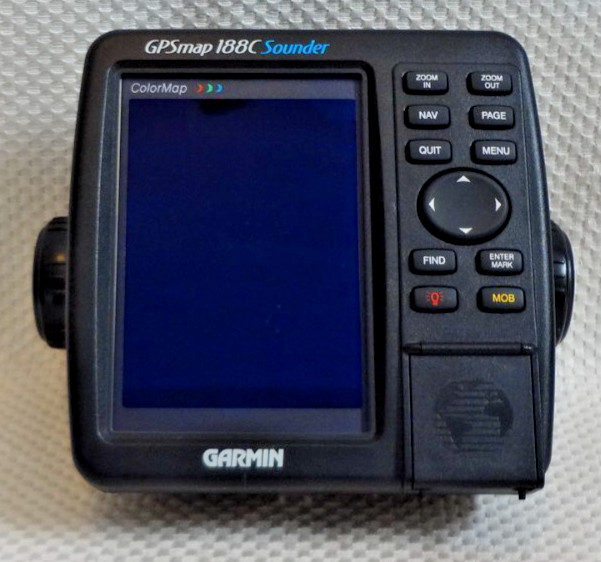 GARMIN GPSMAP 188C SOUNDER CHART PLOTTER FISHFINDER GPS w/ POWER KNOBS COVER
