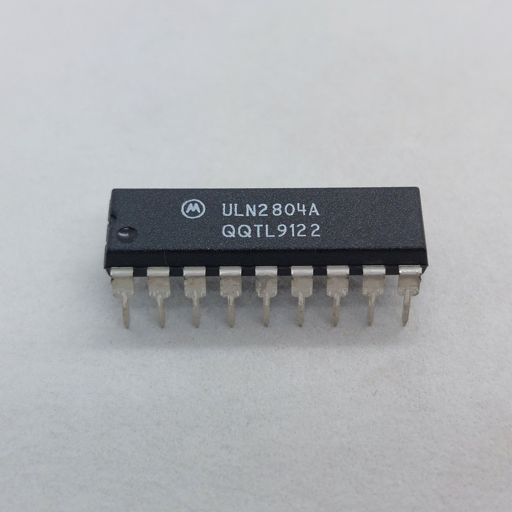 ULN2804A MOTOROLA Darlington Array IC x 1pc