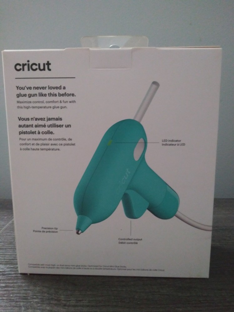 NEW Cricut Glue Gun