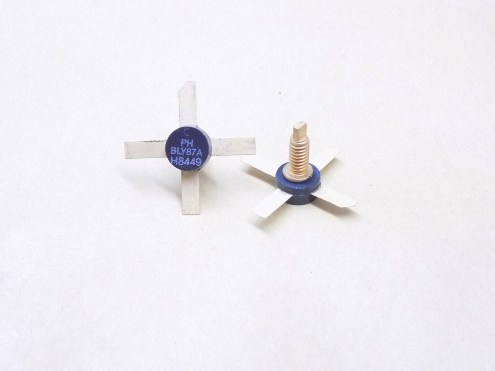 1x BLY87A PHILIPS TRANSISTOR NOS