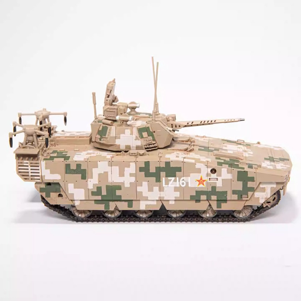 1/72 1/72 Type 100 Support Tank Model