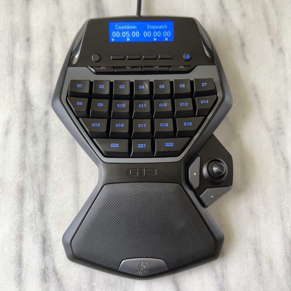 Logitech G13 USB Programmable Gameboard with LCD Display
