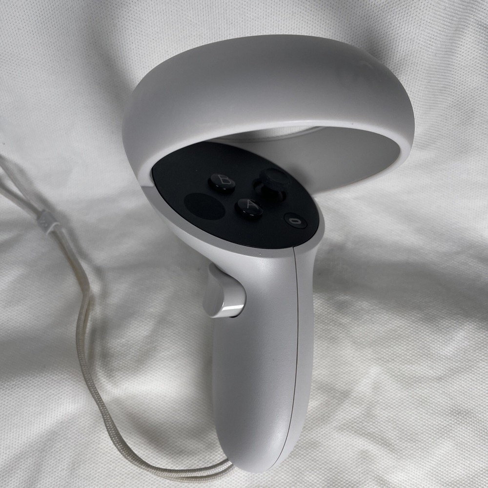 Genuine Oculus Meta Quest 2 Controller - (Right Only)