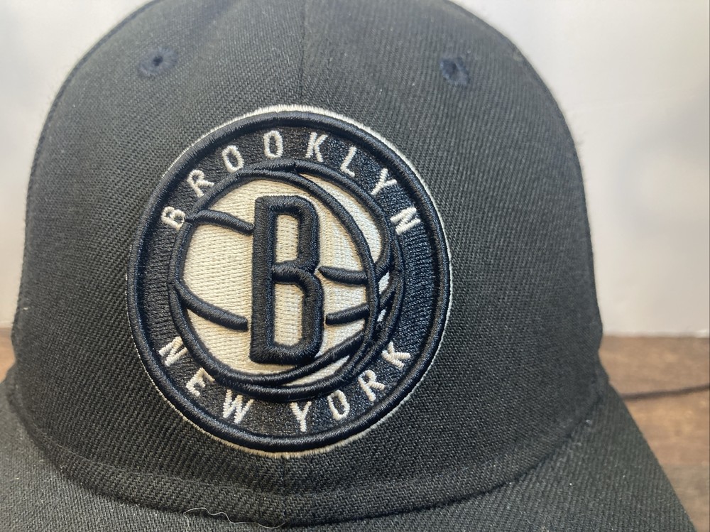 Brooklyn Nets New Era 9Fifty NBA Black Strap Back Adjustable Hat Cap Black White