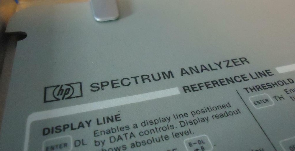 HP SPECTRUM ANALYZER BOTTOM PANEL AND PULL OUT SHEETS 85680-90029,30