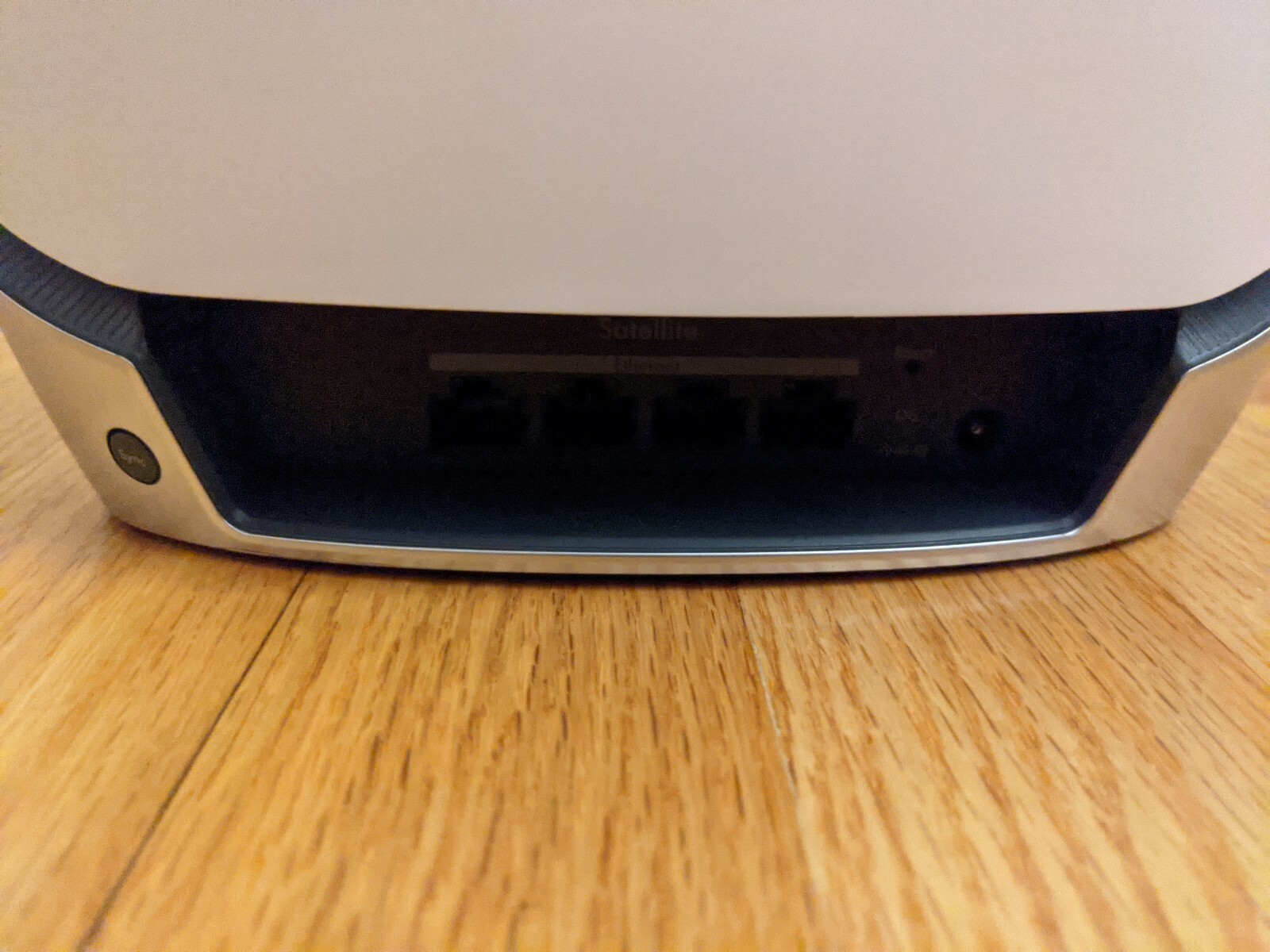 NETGEAR Orbi RBS850 Satellite AX6000 Tri-Band WiFi 6 Add-on Mesh Network