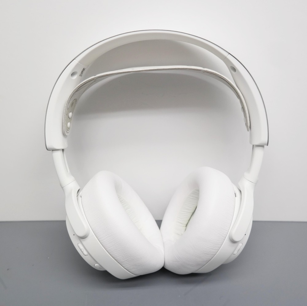 SteelSeries Arctis Nova Pro 61524 Wireless Multi Gaming Headset - White