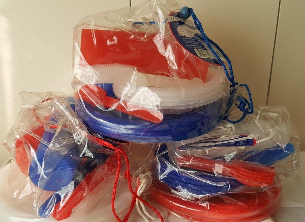 25 PIECE SET EACH PICNIC REUSABLE DINNERWARE THREE SETS RED WHITE BLUE