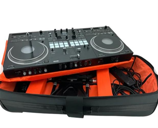 JetPack Glide System Fits Most DJ Controllers: Glide Roller Bag + Snap Backpack