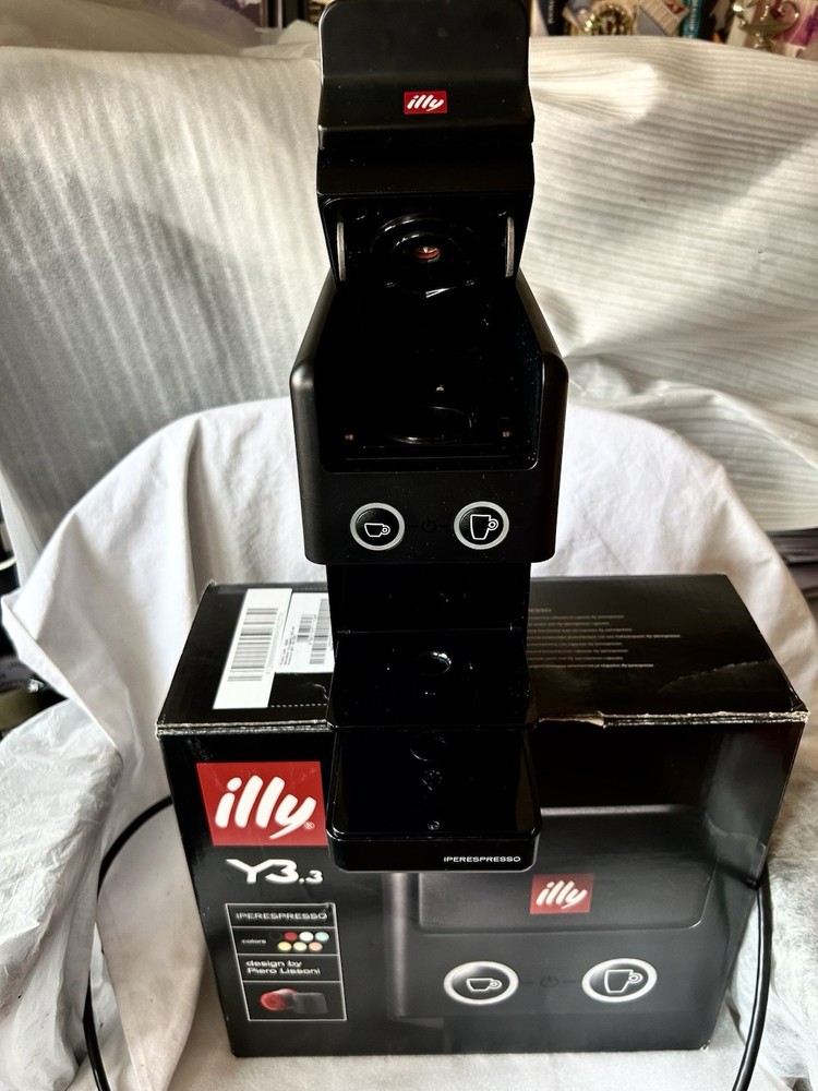 Illy Y3.3 Espresso Machine - Single Serve - Black