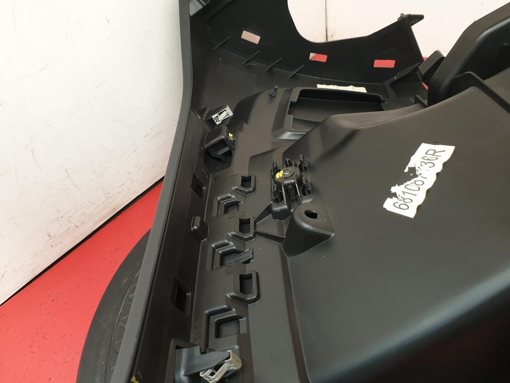 RENAULT CLIO GLOVEBOX 2013