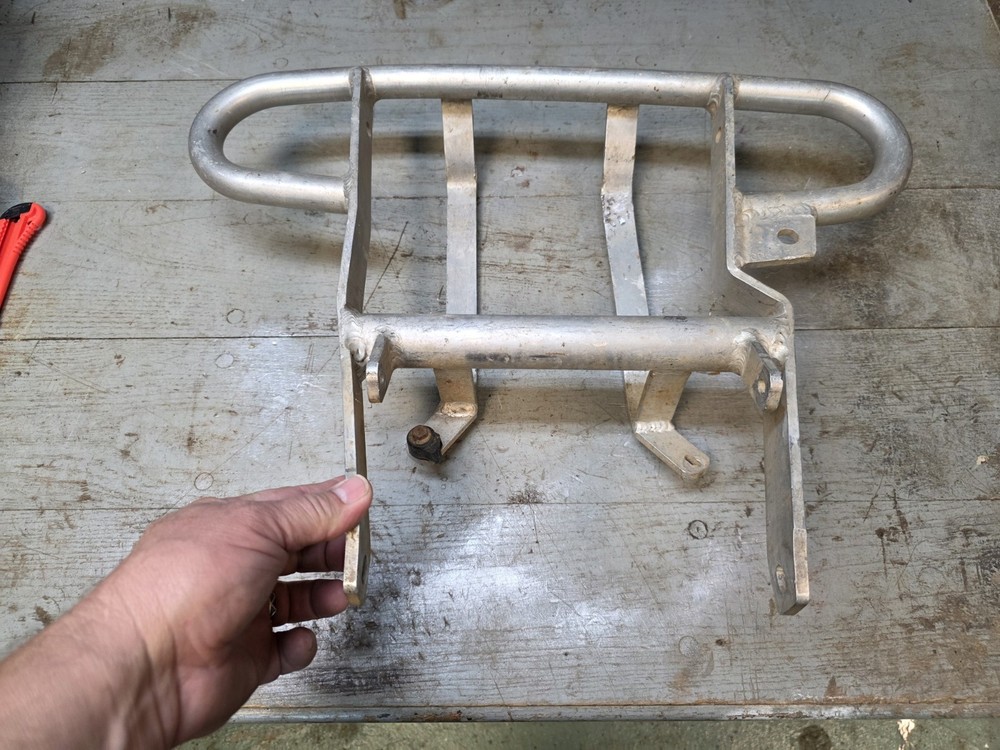 AC racing six pack rack