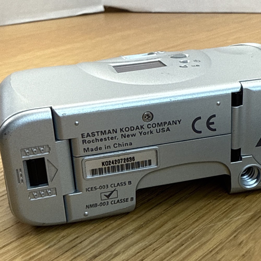 Kodak Advantix C470 APS Point & Shoot Film Camera Silver