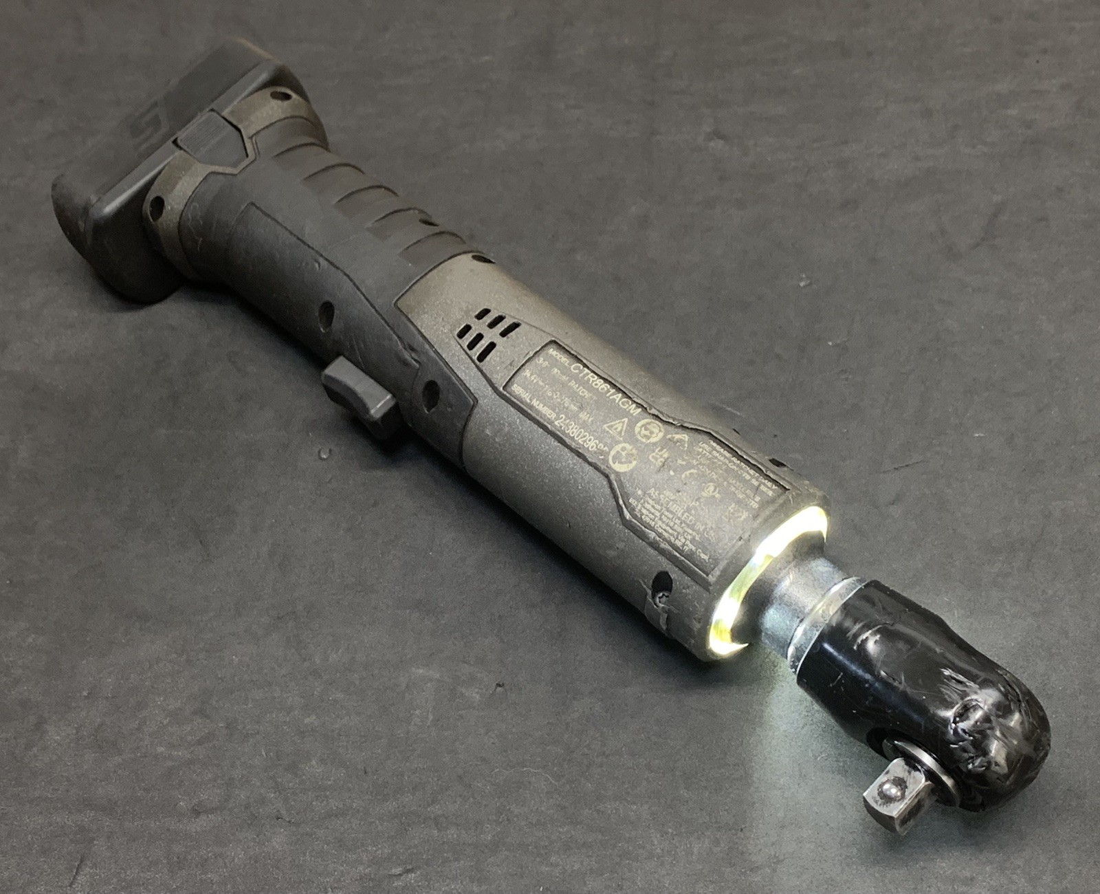 Snap-on CTR861 GUN METAL GREY Brushless 14.4v 3/8" Dr Cordless Ratchet & Battery