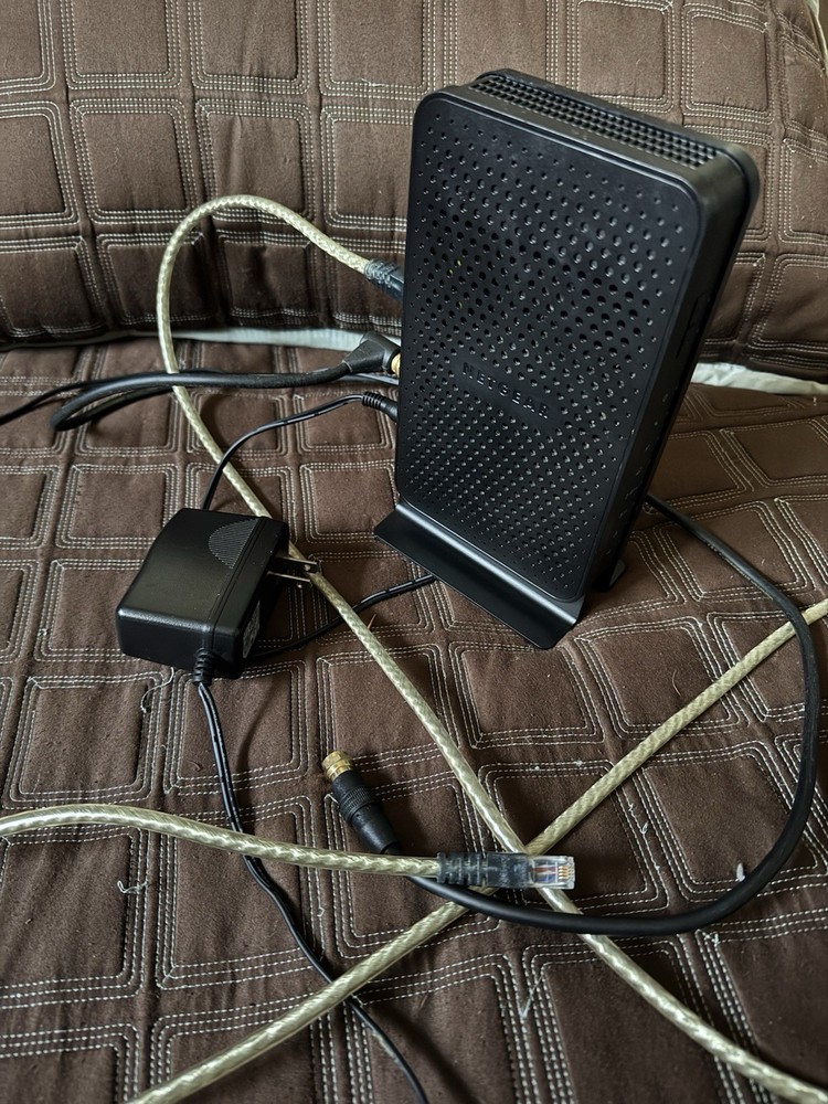 Netgear C3700 WiFi Cable Modem Router