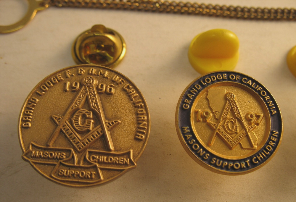 5 VINTAGE MASONIC PINS