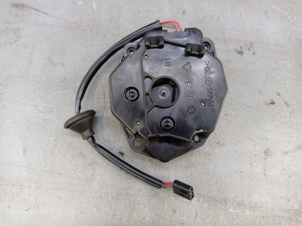 Right Exterior Mirror Element for GM 88892494