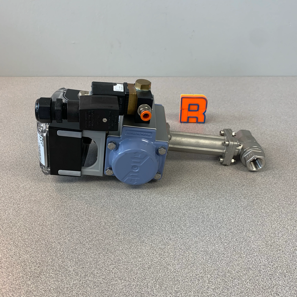 Burkert EPP2M01 Part-Turn Actuator Assembly w/ Valve (No Box)
