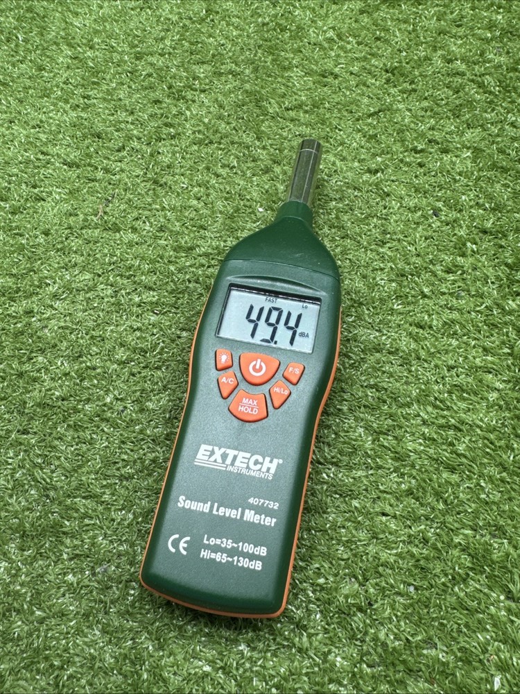 Extech 407732 Sound Level Meter.   d1