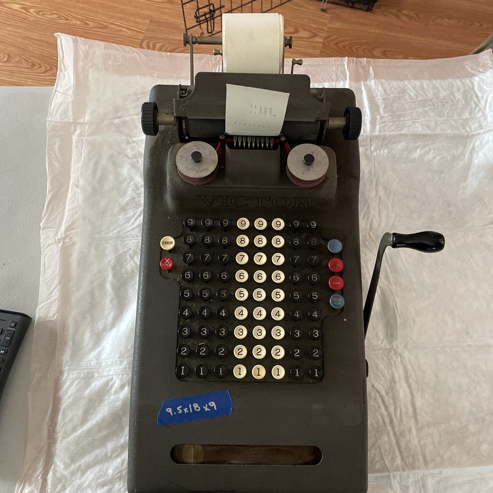 ********* Antique Victor Adding Machine  approx 1920s 