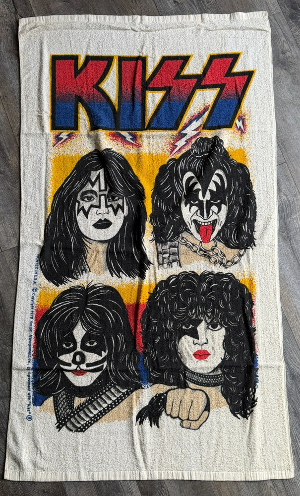 KISS Towel Faces 1978 Franco Strong Color UNUSED Vintage Kiss Aucoin Memorabilia