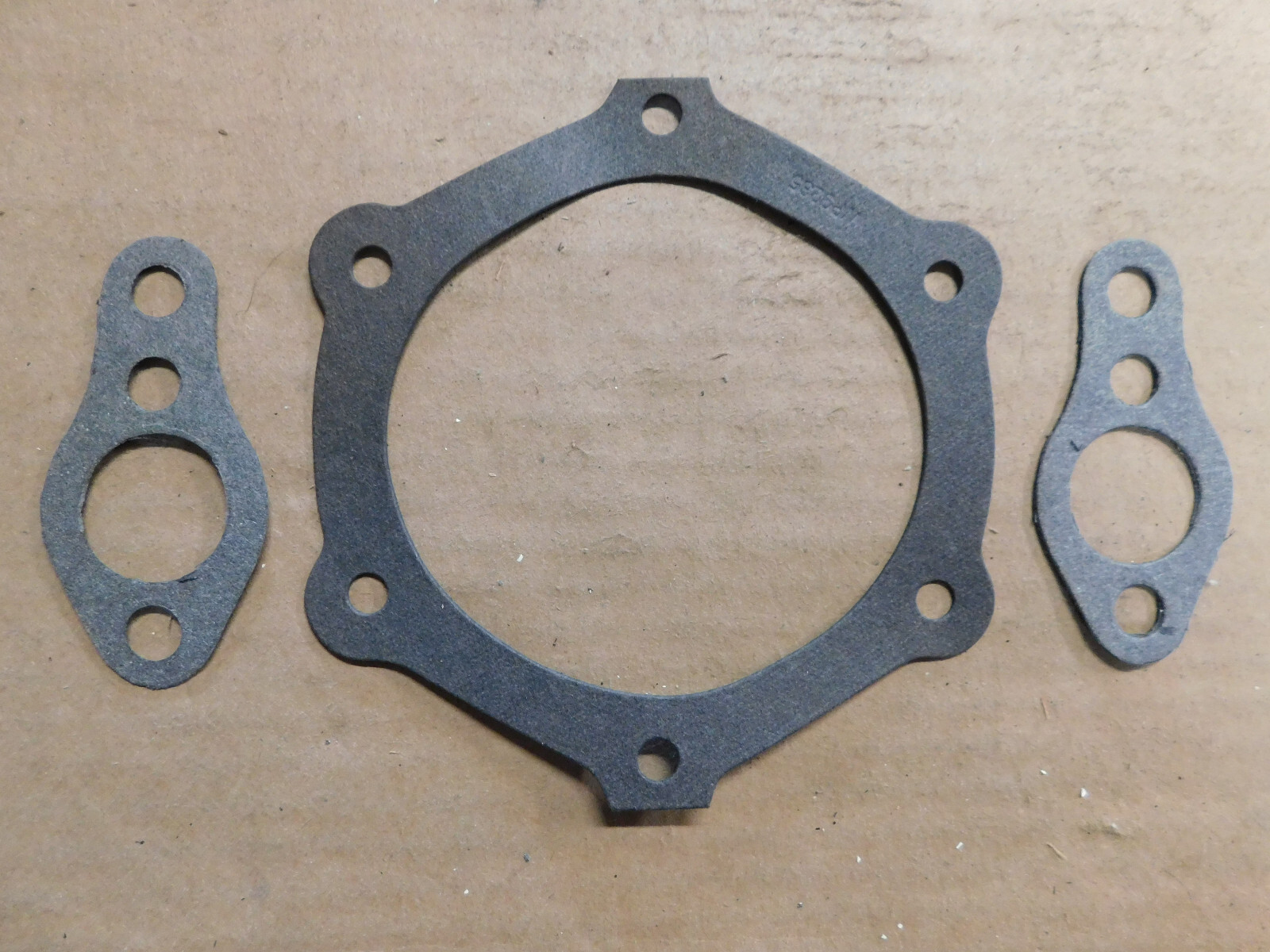 Water Pump Gasket Set for SBC Chevy 262-265-267-283-302-305-327-350-400 V8