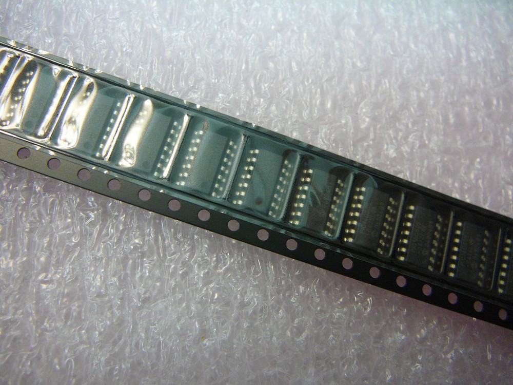 MICROCHIP IC MCU Microcontroller 8-Bit 1.5KB OTP 14-SOIC **NEW** Qty.1