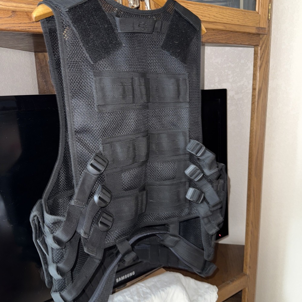 Multi Purpose Tactical Vest Black Unbranded EUC Large